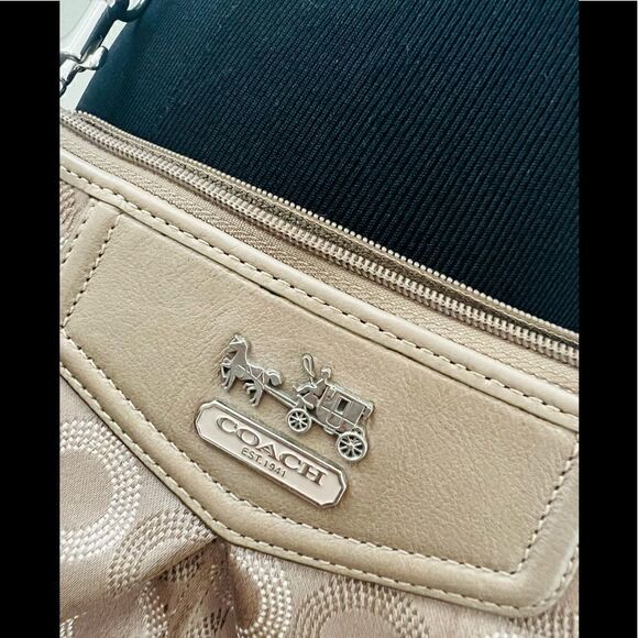 VINTAGE COACH MADISON OP ART CROSSBODY PURSE - Picture 4 of 7